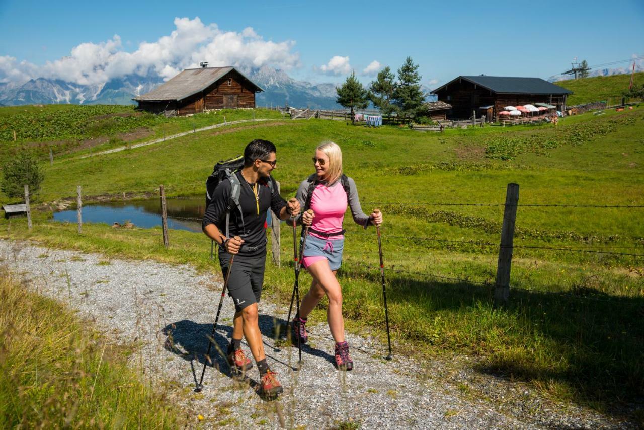 Hotel Alpenschloessl سانكت يوهان ايم بونغ المظهر الخارجي الصورة